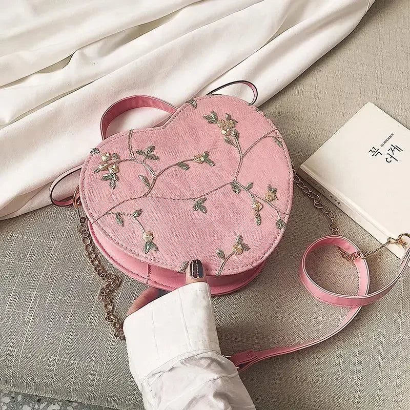 1 Pcs Women PU Leather Shoulder Bag Leisure Spring Summer Heart-shaped Handbag Crossbody Bags Zipper