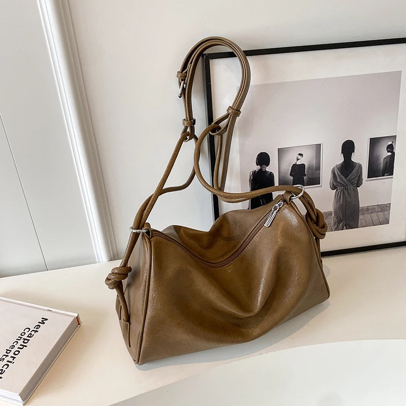 Boston Sle Large Capaci Women's Crossbody Bag 2025 New Autumn Winter Versatile Pillow Bag Commuter oulder Bag