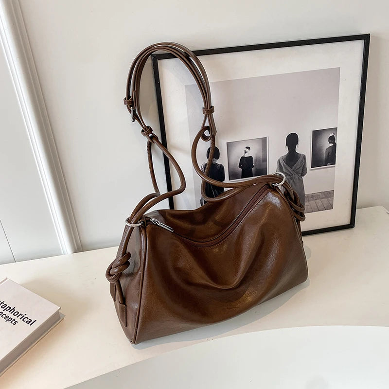 Boston Sle Large Capaci Women's Crossbody Bag 2025 New Autumn Winter Versatile Pillow Bag Commuter oulder Bag