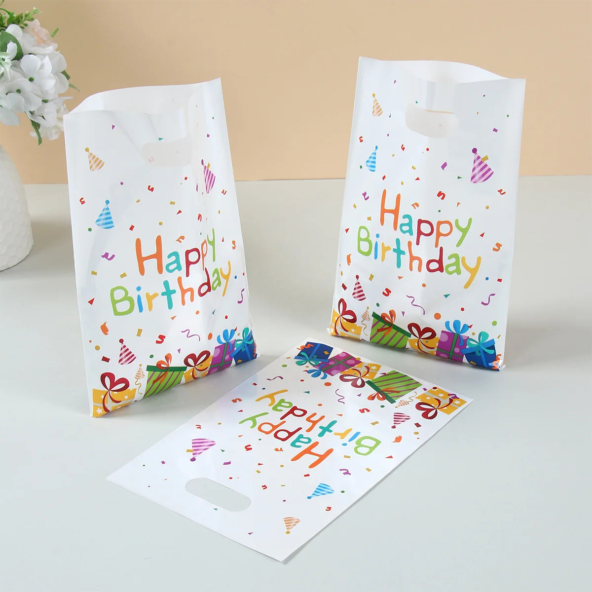 10/25/50pcs Happy Birthday Colored Gift Box Hand Bags Candy Cookies Kids Favor Birthday Party Decorations Gifts Party Supplies